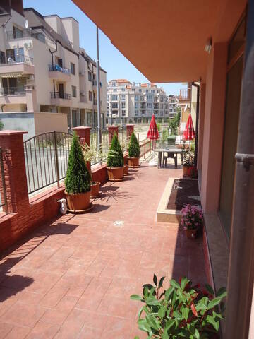 Фотографии Гостевой дом Adri Guest House г. Несебр (Болгария) №2 Фото Гостевой дом Adri Guest House г. Несебр 2