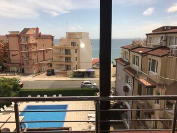 Фото номера Стандартный номер-студио Апарт-отели Sunny House Family Complex г. Несебр 9