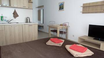Фото номера Апартаменты-студио с видом на море Апарт-отели Akrotiria Beach Apart Complex г. Несебр 5