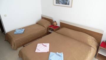 Фото номера Апартаменты-студио с видом на море Апарт-отели Akrotiria Beach Apart Complex г. Несебр 9