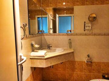 Фото номера Номер-студио с видом на море и балконом Отель Aphrodite Beach Hotel г. Несебр 19