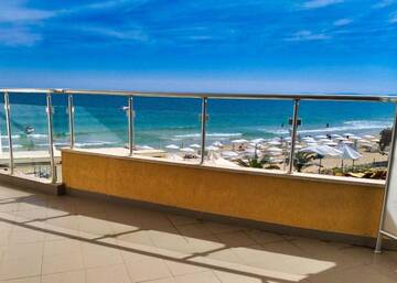 Фото номера Номер-студио с видом на море и балконом Отель Aphrodite Beach Hotel г. Несебр 15