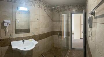 Фото номера Полулюкс с балконом (2 взрослых + 2 детей) Отель Kamenec Hotel г. Несебр 8