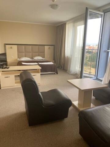 Фото номера Полулюкс с балконом (2 взрослых + 2 детей) Отель Kamenec Hotel г. Несебр 28