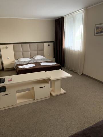 Фото номера Полулюкс без балкона (для 2 взрослых и 2 детей) Отель Kamenec Hotel г. Несебр 6