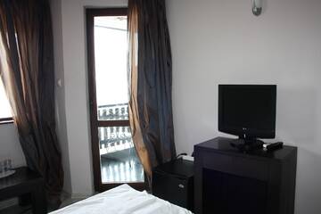 Фото номера Двухместный номер с 1 кроватью Отель Sveta Sofia Hotel г. Несебр 5