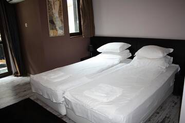 Фото номера Двухместный номер с 1 кроватью Отель Sveta Sofia Hotel г. Несебр 7