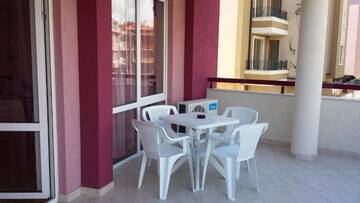 Фото номера Двухместный номер с 1 кроватью и балконом Апарт-отели Cabana Beach Club Complex г. Несебр 16