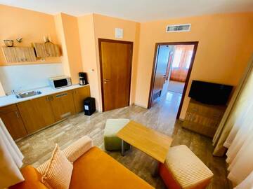 Фото номера Люкс с 1 спальней и видом на море (для 3 взрослых) Отель Hotel Saint Nikola г. Несебр 6